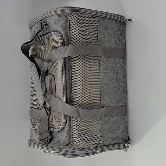 Pet Portable Carrier NWOT - Picture 1 of 16